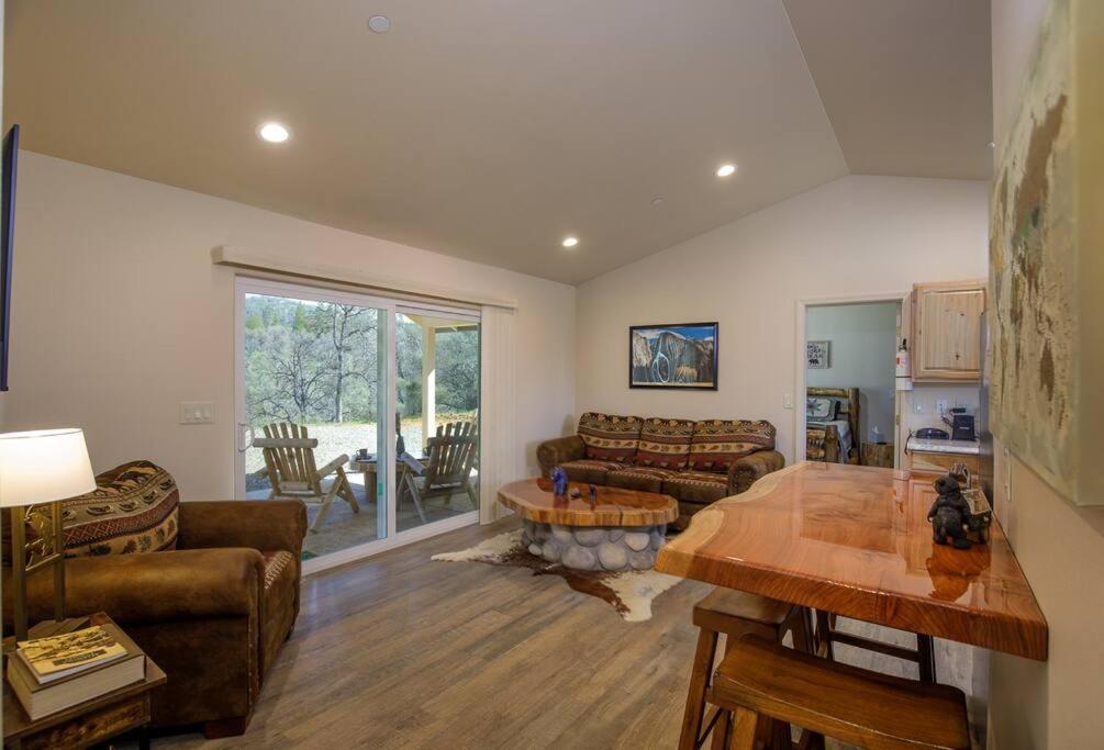 Cozy Cub Cabin, Brand New Home Near Yosemite Mariposa Eksteriør bilde
