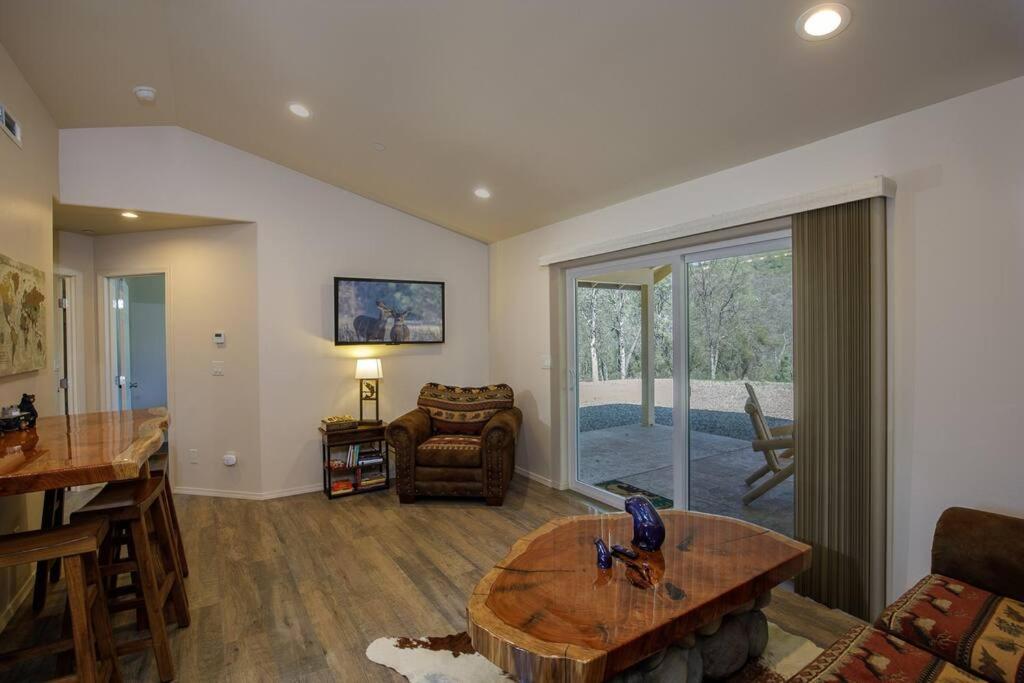 Cozy Cub Cabin, Brand New Home Near Yosemite Mariposa Eksteriør bilde